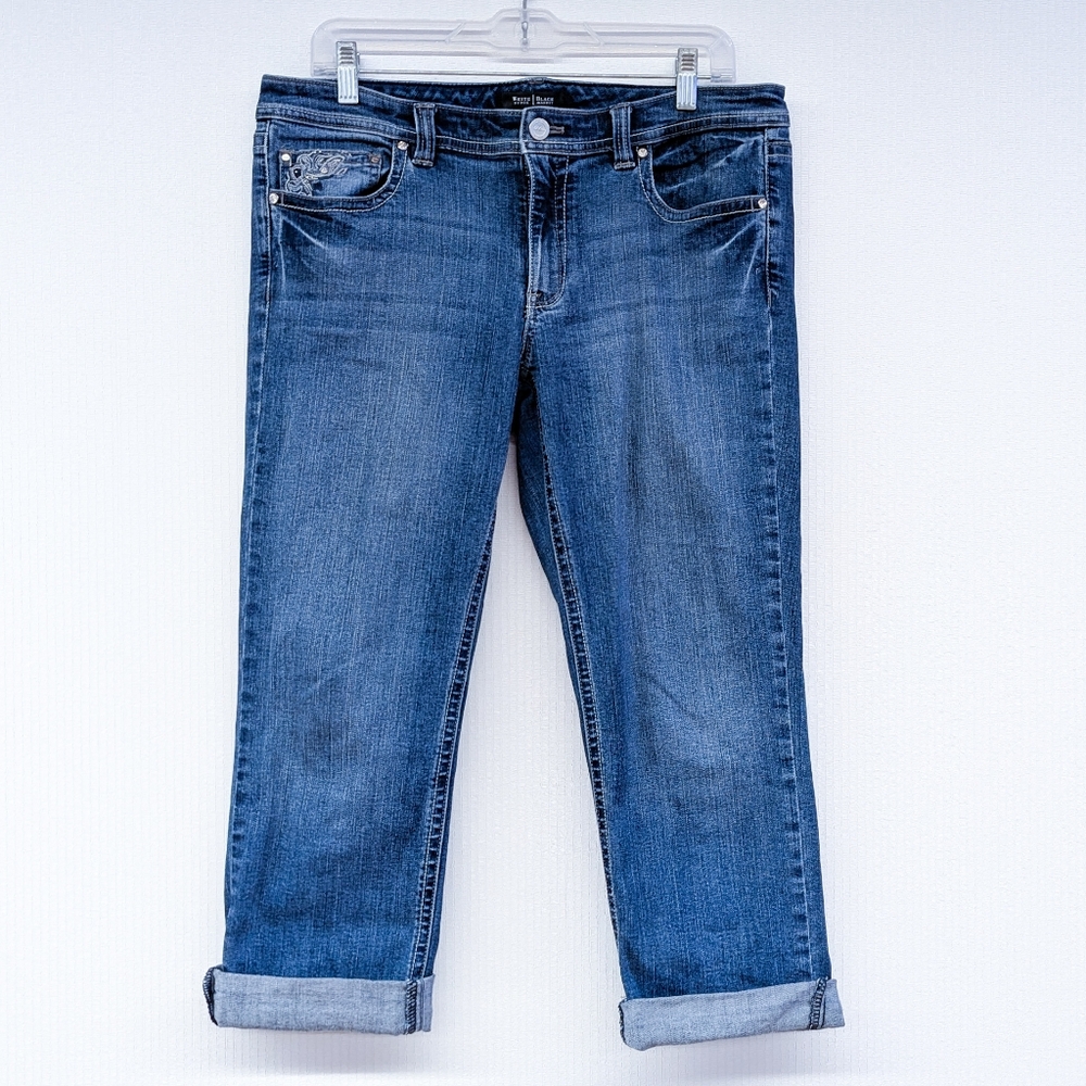 White House Black Market Embroidered Cuffed Jeans – Blue Denim – Women’s 6